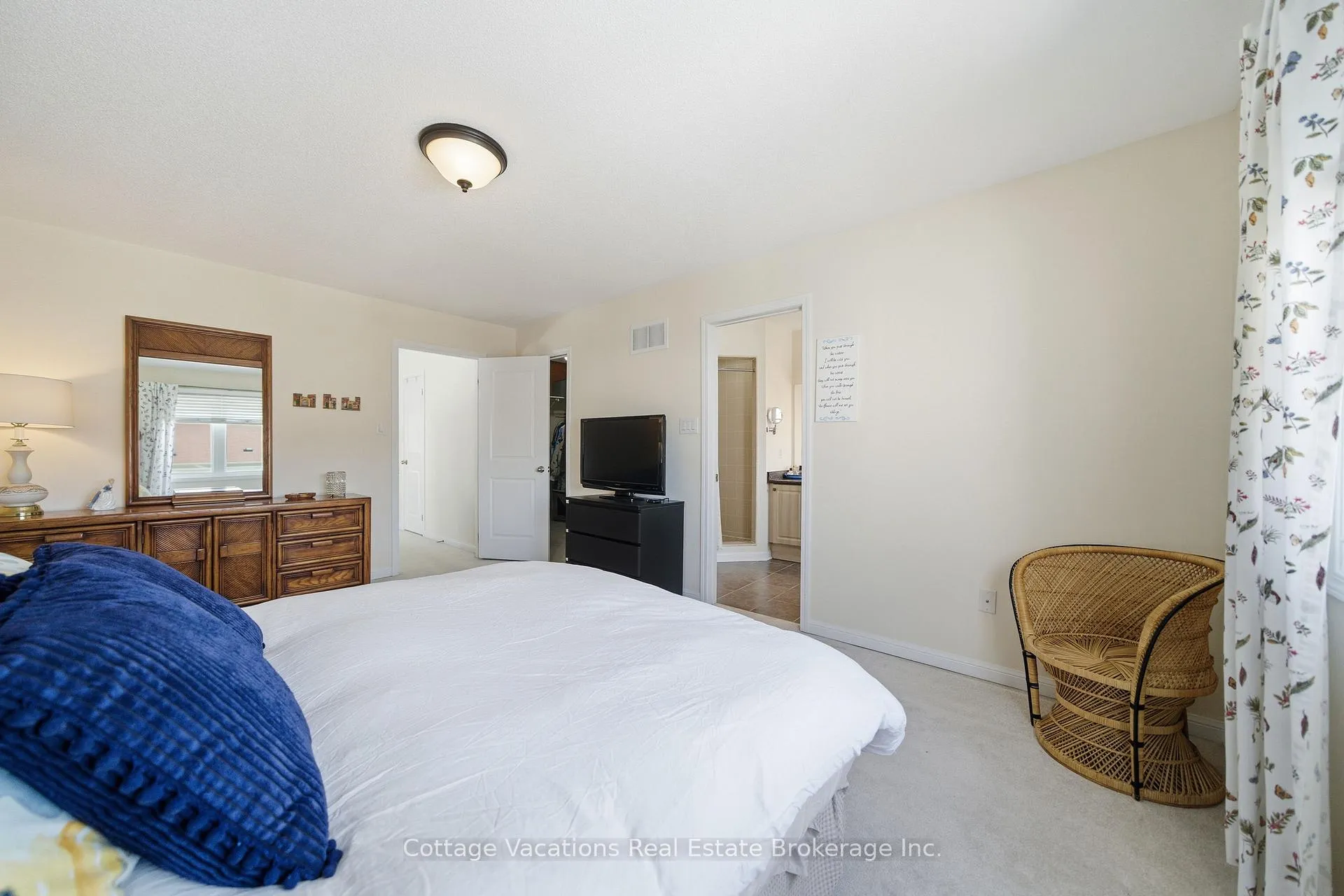 Photo 21 of 62 Adanac Drive, Whitby, Blue Grass Meadows — HOMEH