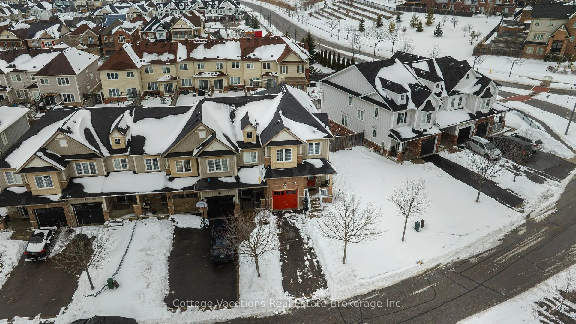 Photo 38 of 62 Adanac Drive, Whitby, Blue Grass Meadows — HOMEH