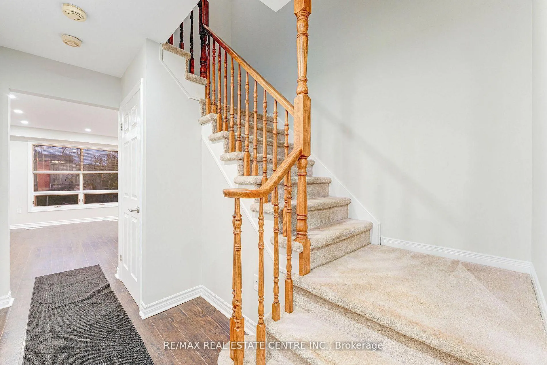 Photo 14 of 4944 Windgate Drive, Niagara Falls, Ascot — HOMEH