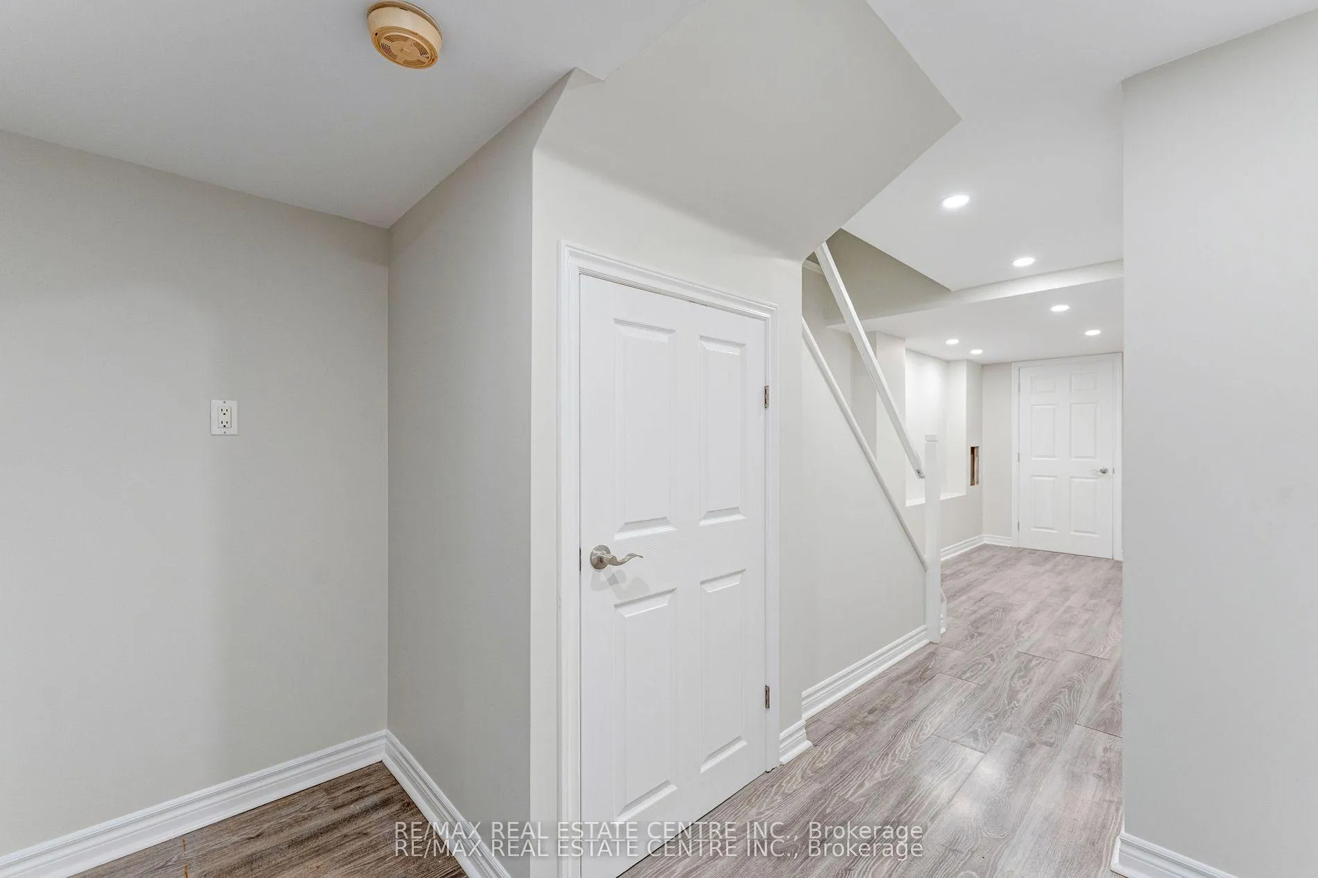 Photo 28 of 4944 Windgate Drive, Niagara Falls, Ascot — HOMEH