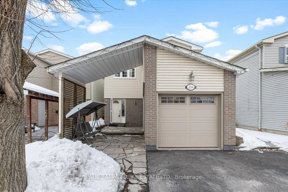 Photo 1 of 204 Snowshoe Crescent, Markham, German Mills — HOMEH