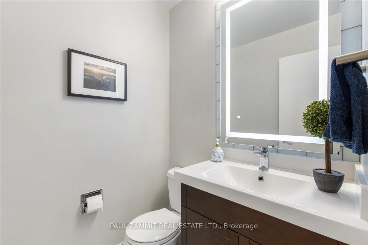 Photo 5 of 204 Snowshoe Crescent, Markham, German Mills — HOMEH