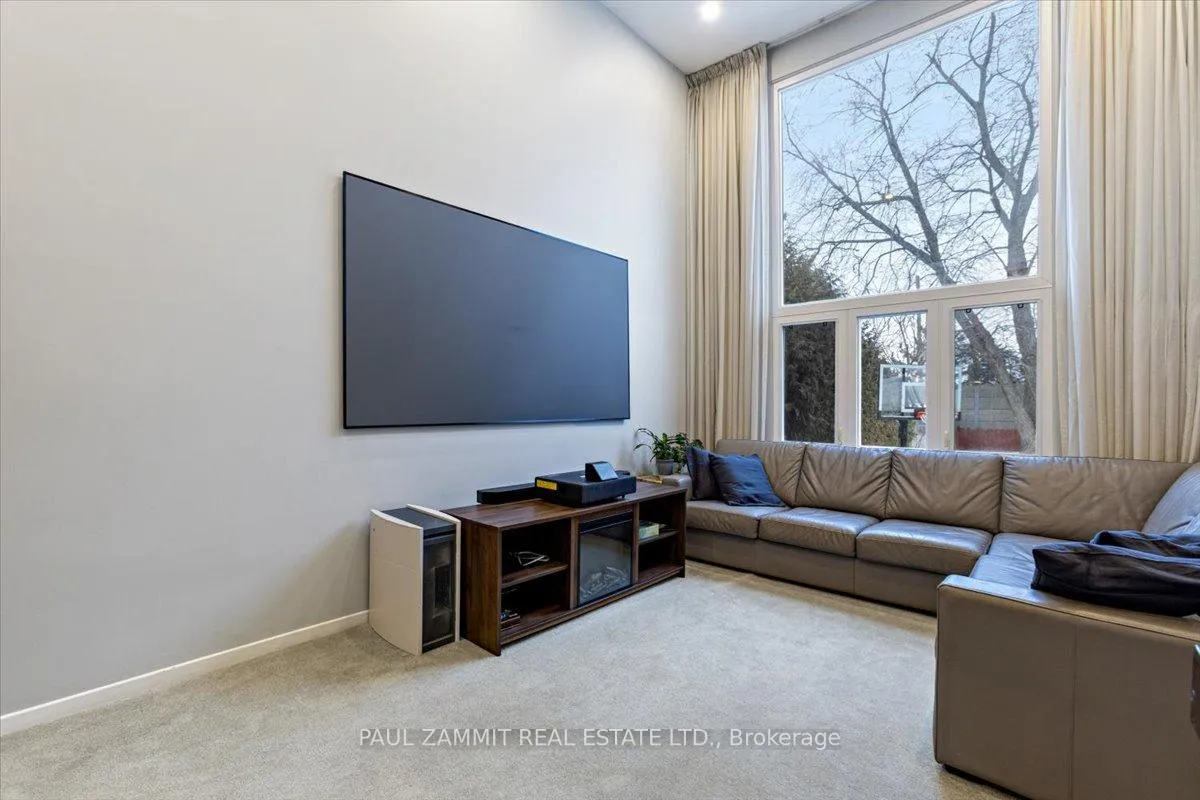 Photo 8 of 204 Snowshoe Crescent, Markham, German Mills — HOMEH