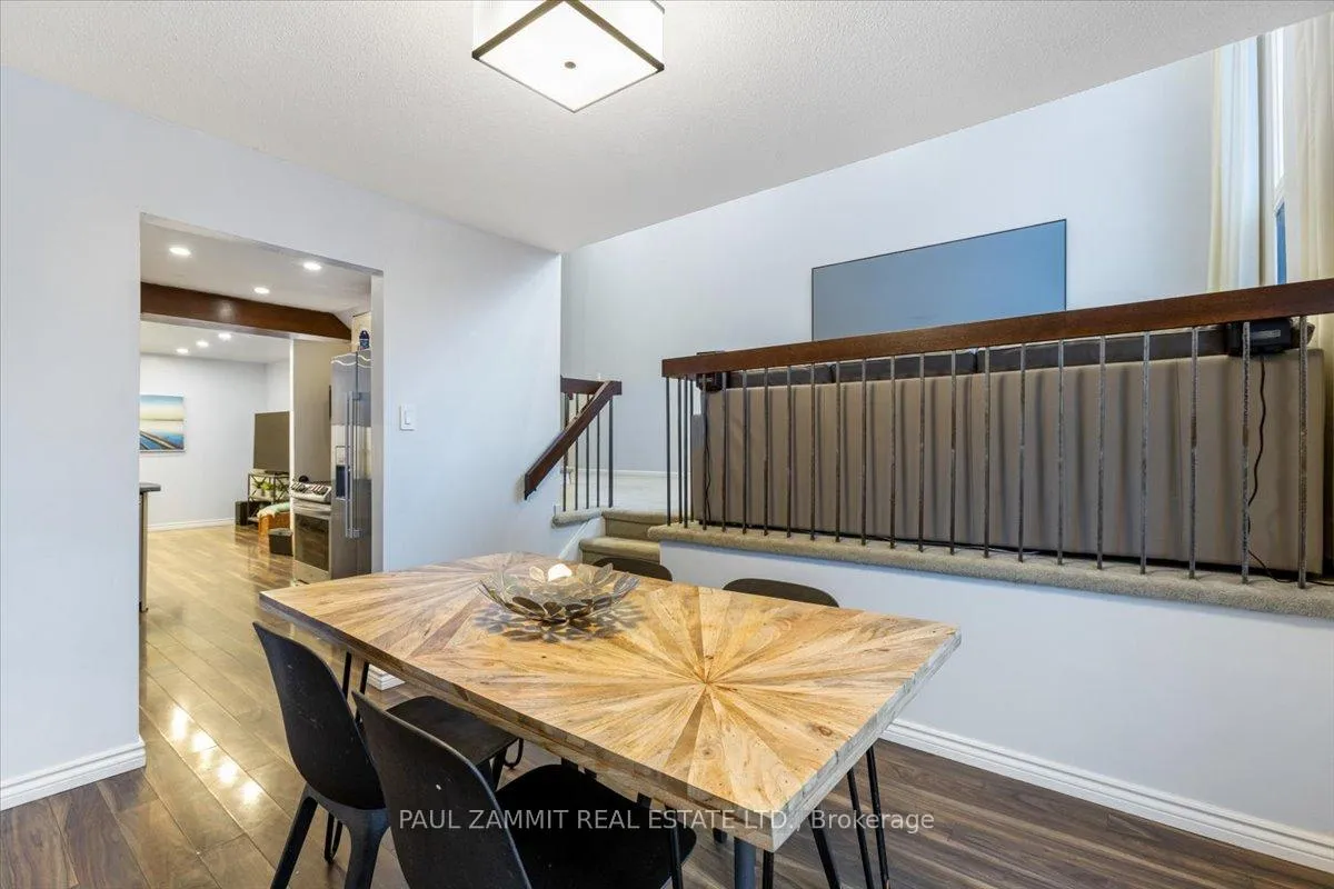Photo 13 of 204 Snowshoe Crescent, Markham, German Mills — HOMEH