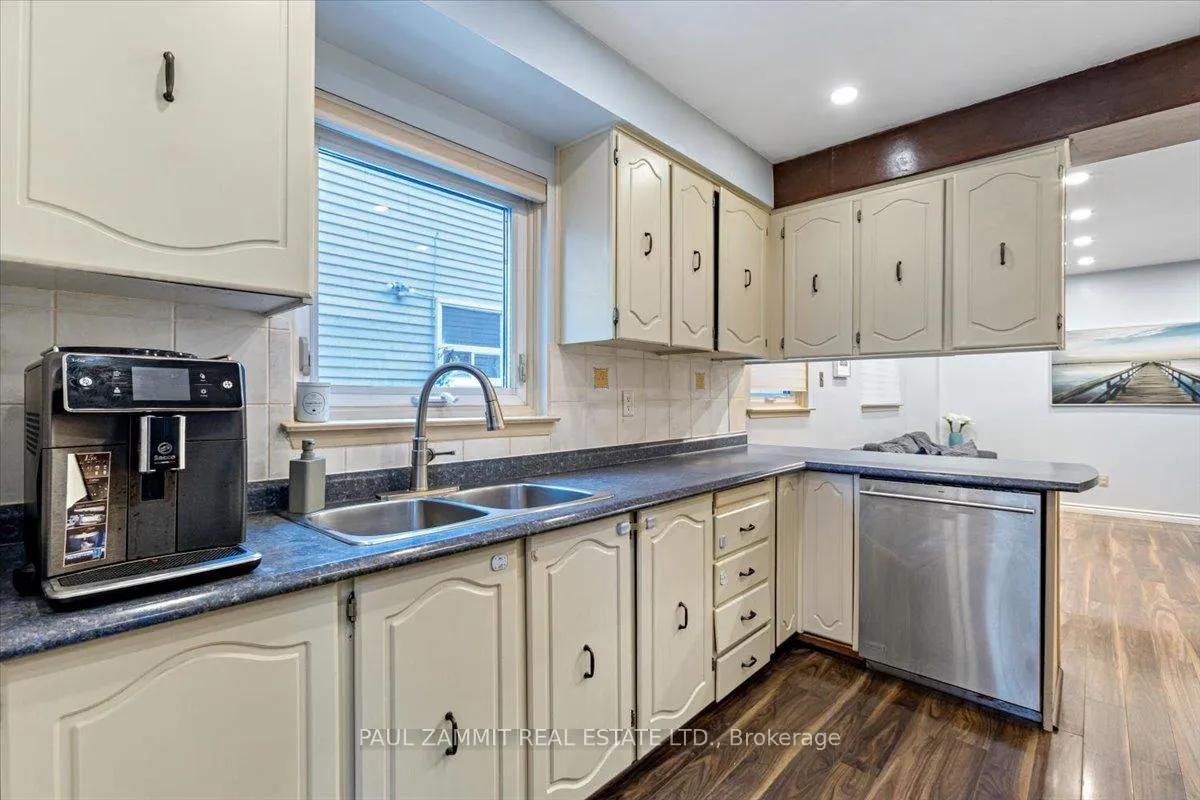 Photo 14 of 204 Snowshoe Crescent, Markham, German Mills — HOMEH