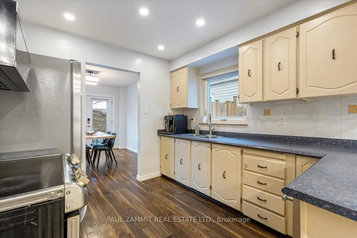 Photo 16 of 204 Snowshoe Crescent, Markham, German Mills — HOMEH