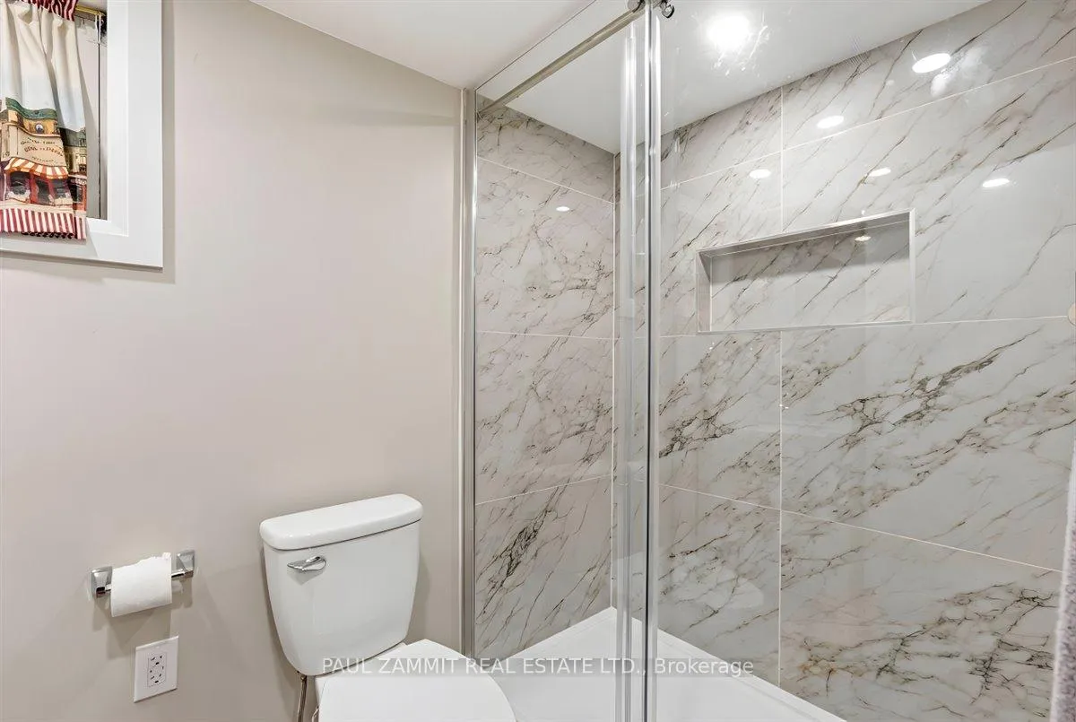 Photo 25 of 204 Snowshoe Crescent, Markham, German Mills — HOMEH