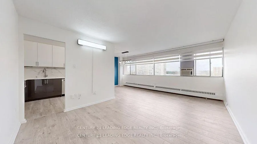 Photo 6 of Unit 1202, 10 Sunny Glenway, Toronto, Flemingdon Park — HOMEH