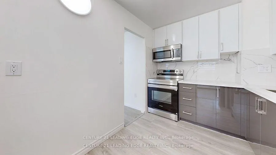 Photo 13 of Unit 1202, 10 Sunny Glenway, Toronto, Flemingdon Park — HOMEH