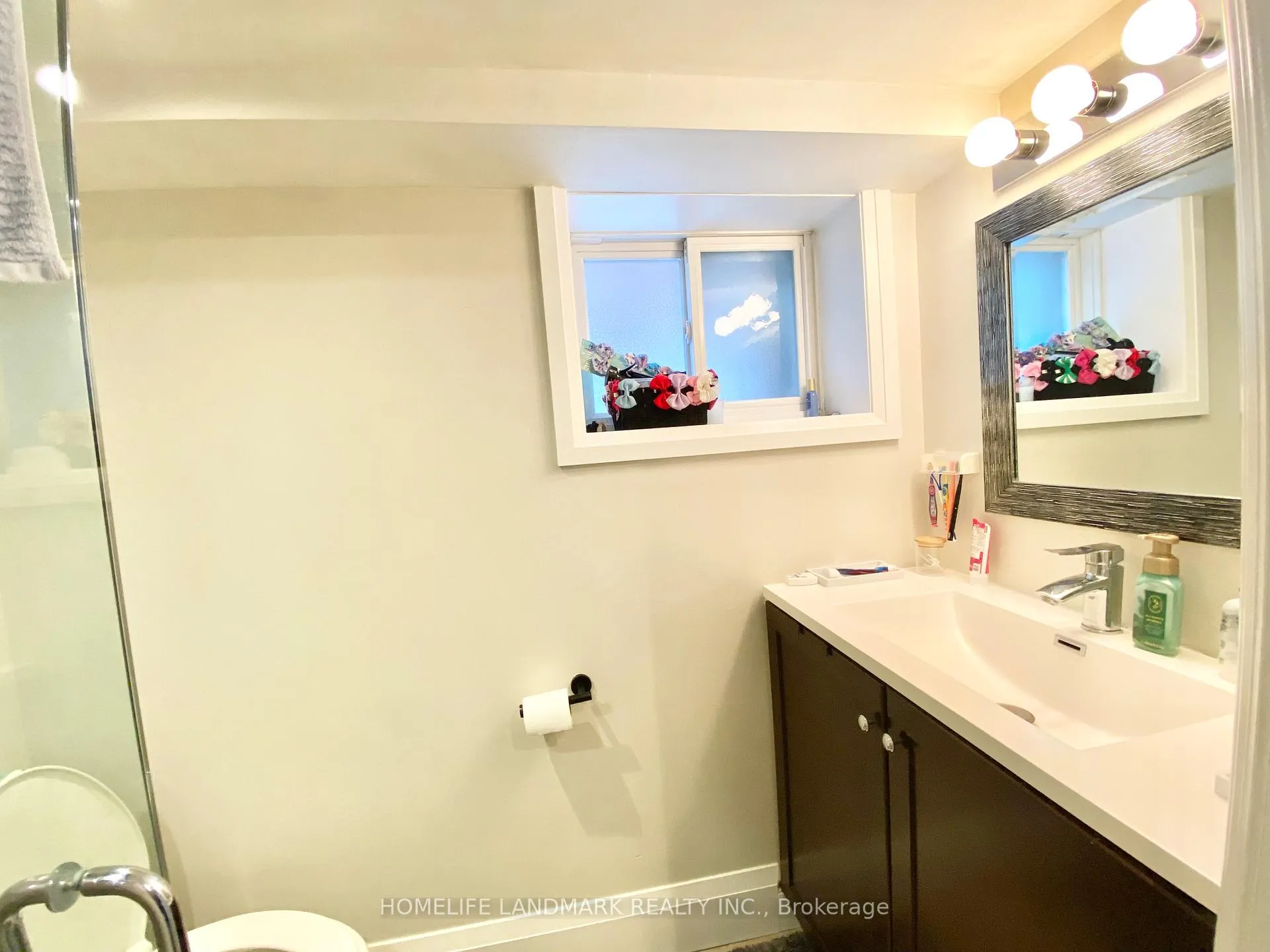 Photo 26 of 689 Jane Street, Toronto, Rockcliffe-Smythe — HOMEH