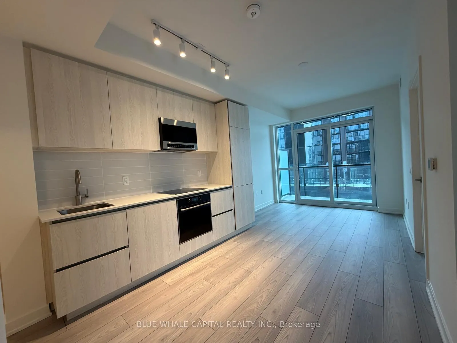 Photo 5 of Unit 2709, 110 Broadway Avenue, Toronto, Mount Pleasant West — HOMEH