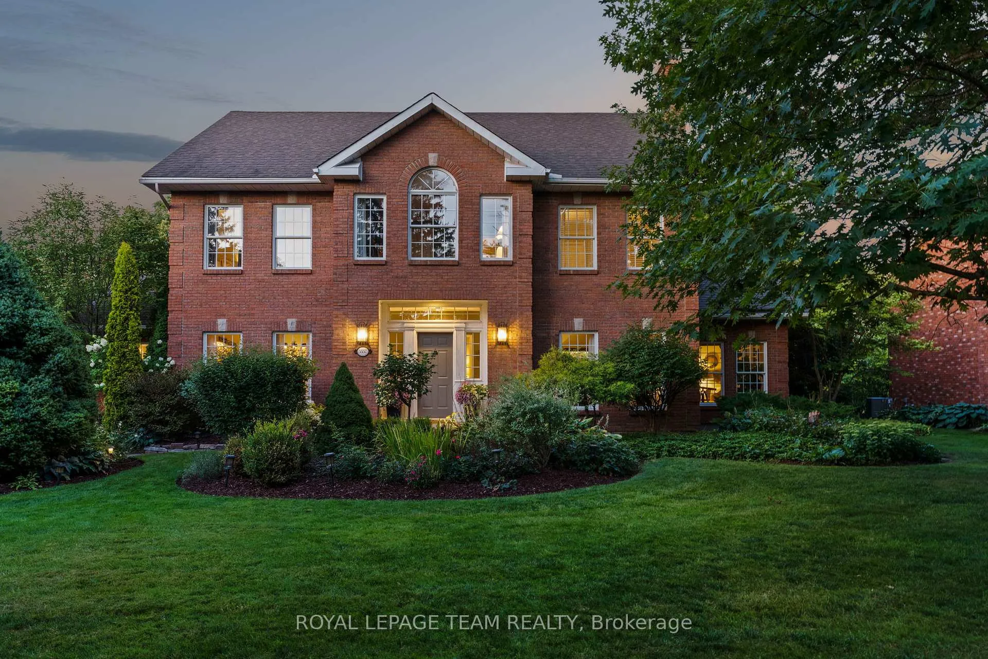Photo 1 of 5557 Pettapiece Crescent, Ottawa, Manotick Village & Manotick Estates — HOMEH