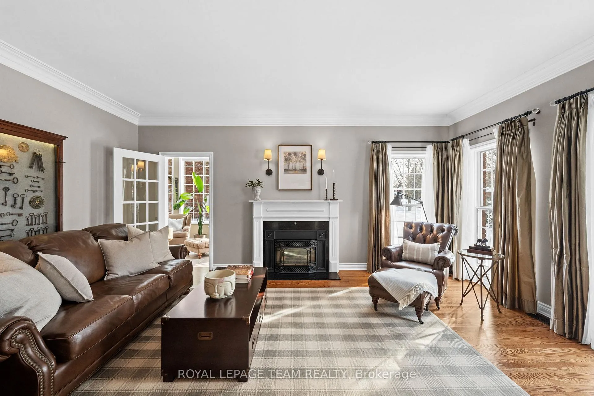 Photo 8 of 5557 Pettapiece Crescent, Ottawa, Manotick Village & Manotick Estates — HOMEH