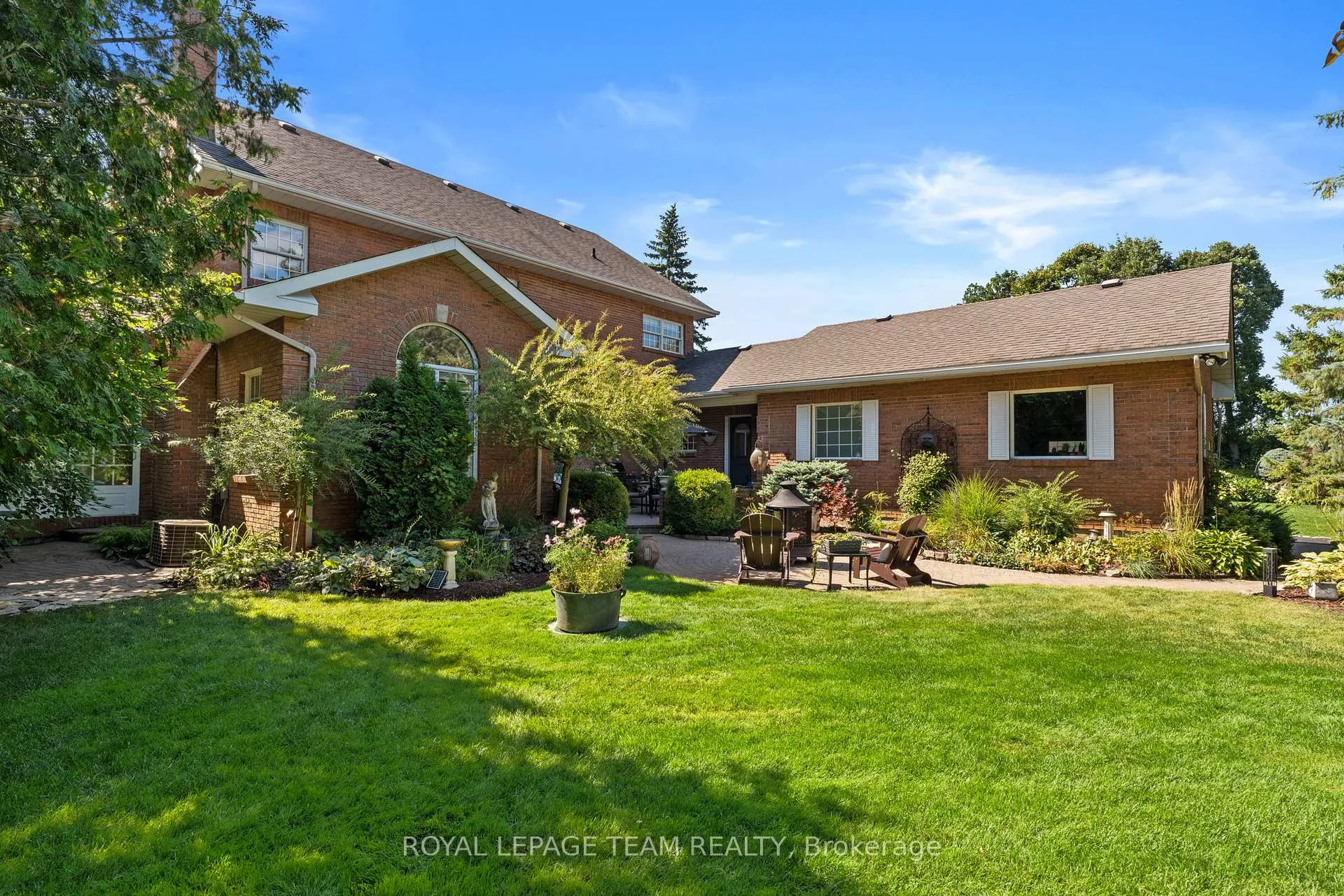 Photo 44 of 5557 Pettapiece Crescent, Ottawa, Manotick Village & Manotick Estates — HOMEH