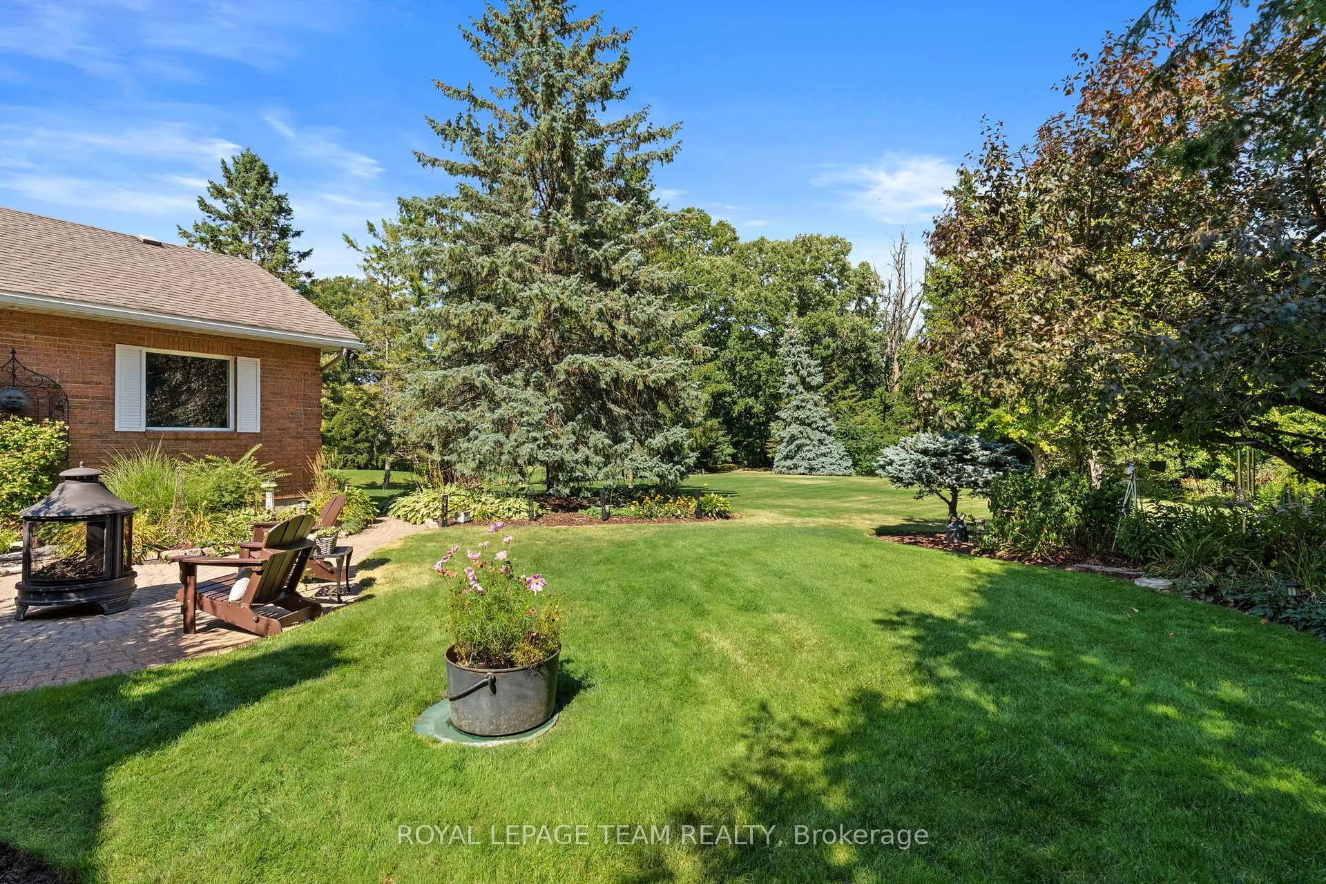 Photo 45 of 5557 Pettapiece Crescent, Ottawa, Manotick Village & Manotick Estates — HOMEH
