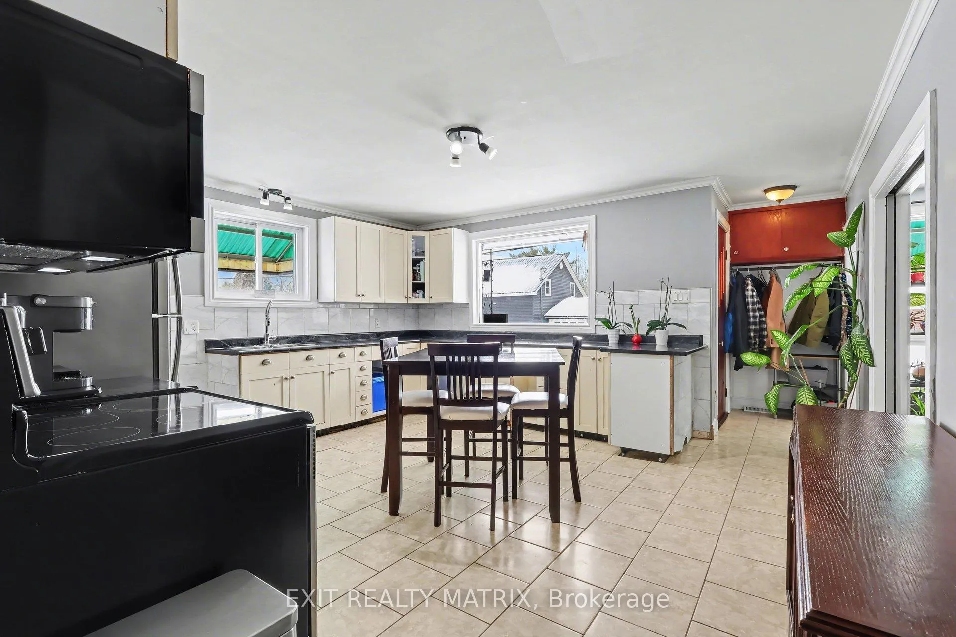 Photo 13 of 2 St Polycarp Street, North Stormont, Moose Creek — HOMEH