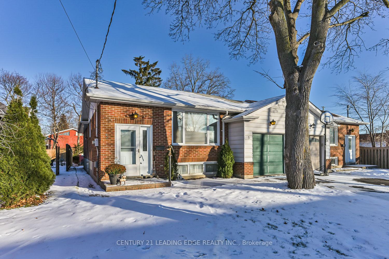 Photo 3 of 5 Jerman Street, Markham, Old Markham Village — HOMEH
