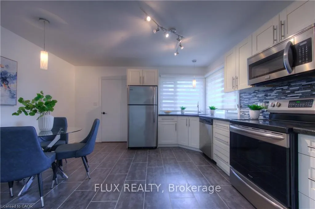 Photo 5 of Unit Main, 88 Broadmoor Avenue, Kitchener — HOMEH