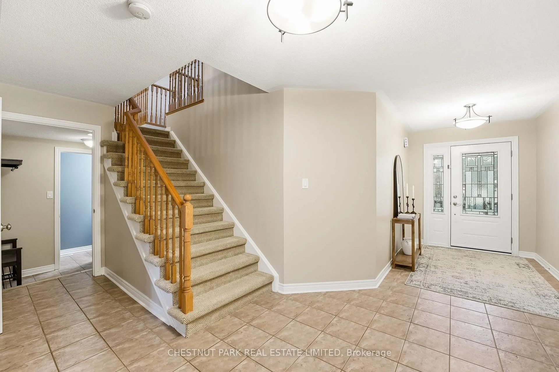Photo 4 of 55 Apple Tree Crescent, Uxbridge — HOMEH
