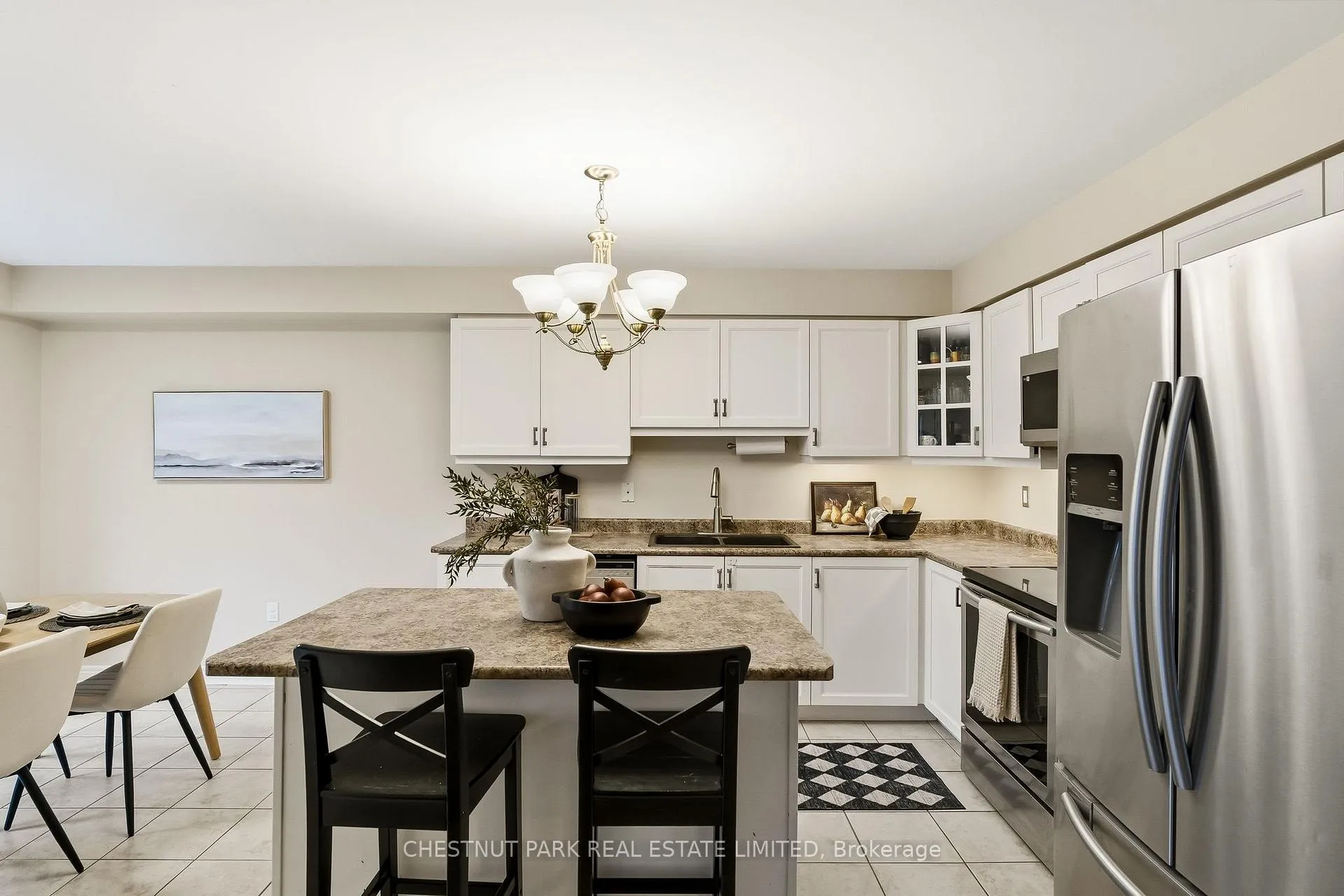 Photo 9 of 55 Apple Tree Crescent, Uxbridge — HOMEH
