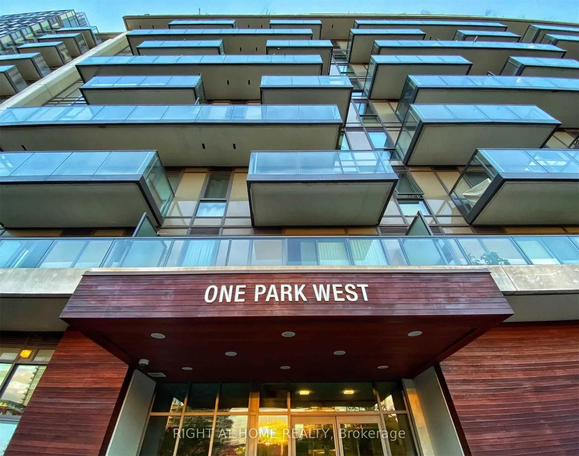 Front of Unit 510, 260 Sackville Street