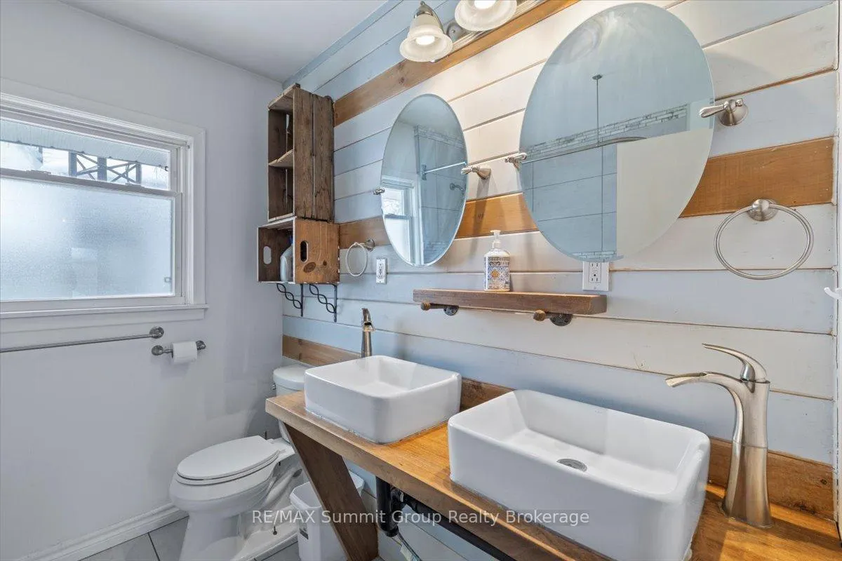 Photo 16 of 45 Toronto Road, Grey Highlands — HOMEH