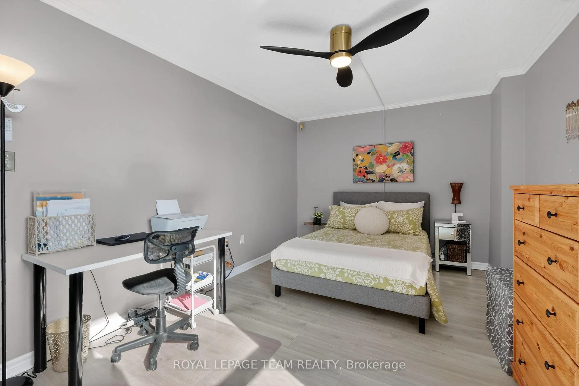 Photo 21 of Unit 403, 2400 Virginia Dr, Ottawa, Guildwood Estates - Urbandale Acres — HOMEH