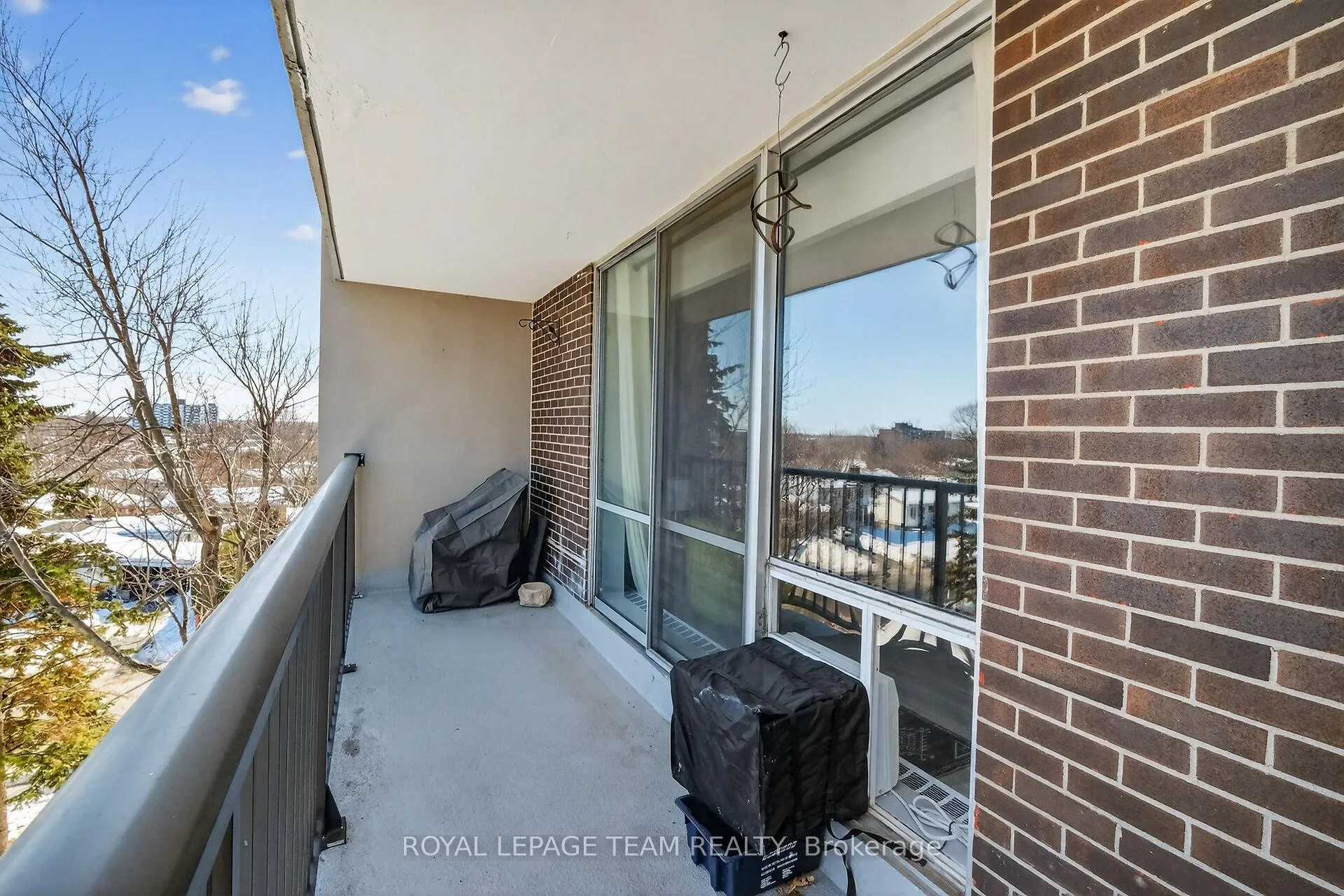 Photo 31 of Unit 403, 2400 Virginia Dr, Ottawa, Guildwood Estates - Urbandale Acres — HOMEH