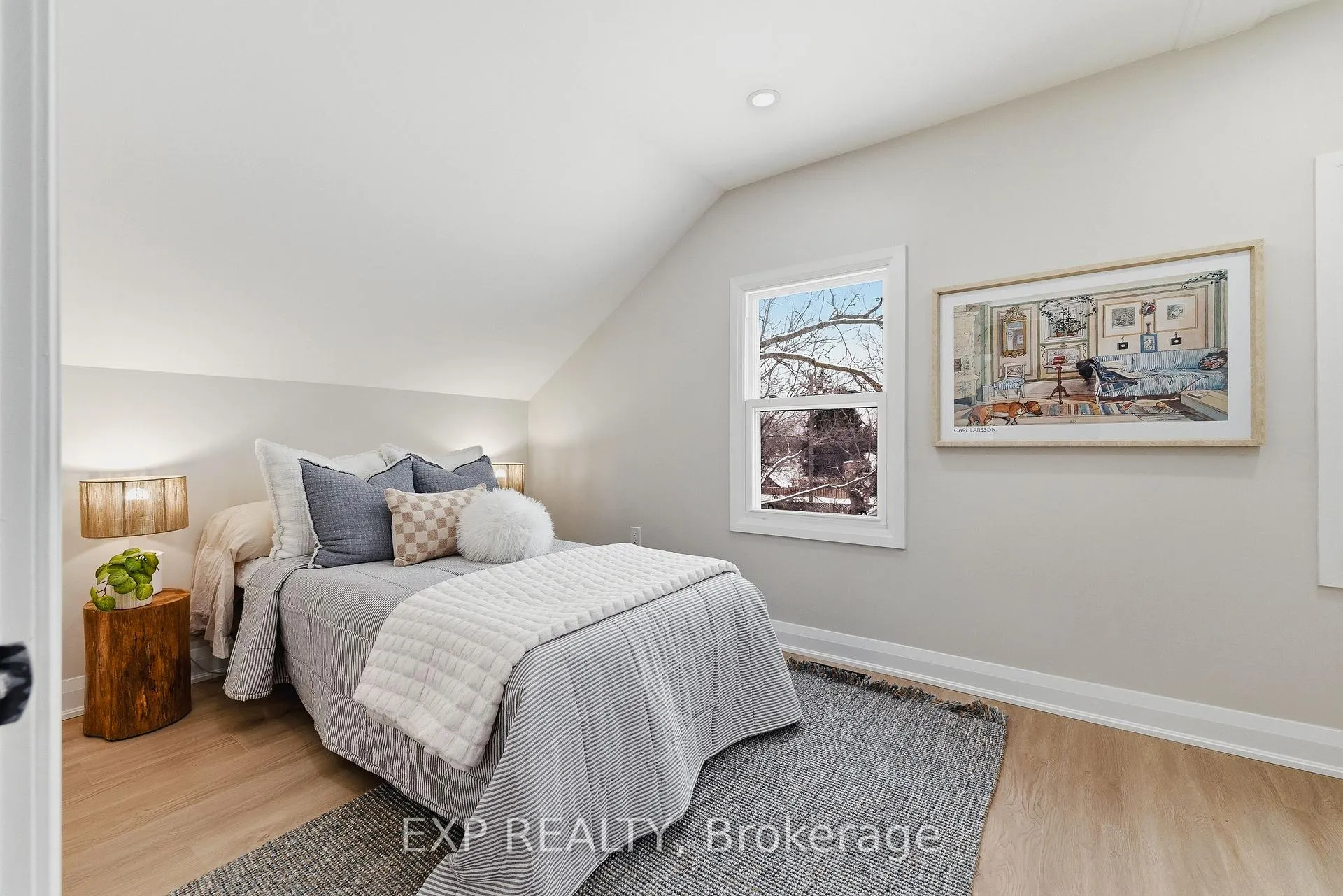 Photo 25 of 18 Foster Avenue, Guelph, Downtown — HOMEH