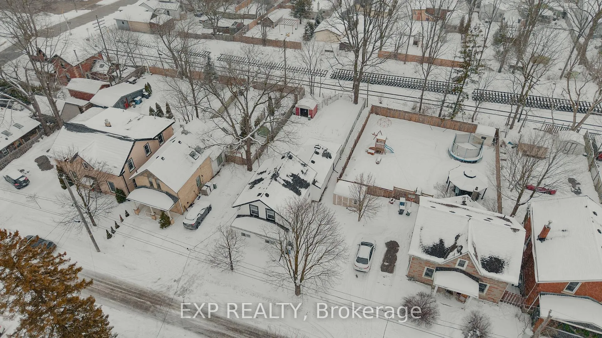 Photo 33 of 18 Foster Avenue, Guelph, Downtown — HOMEH