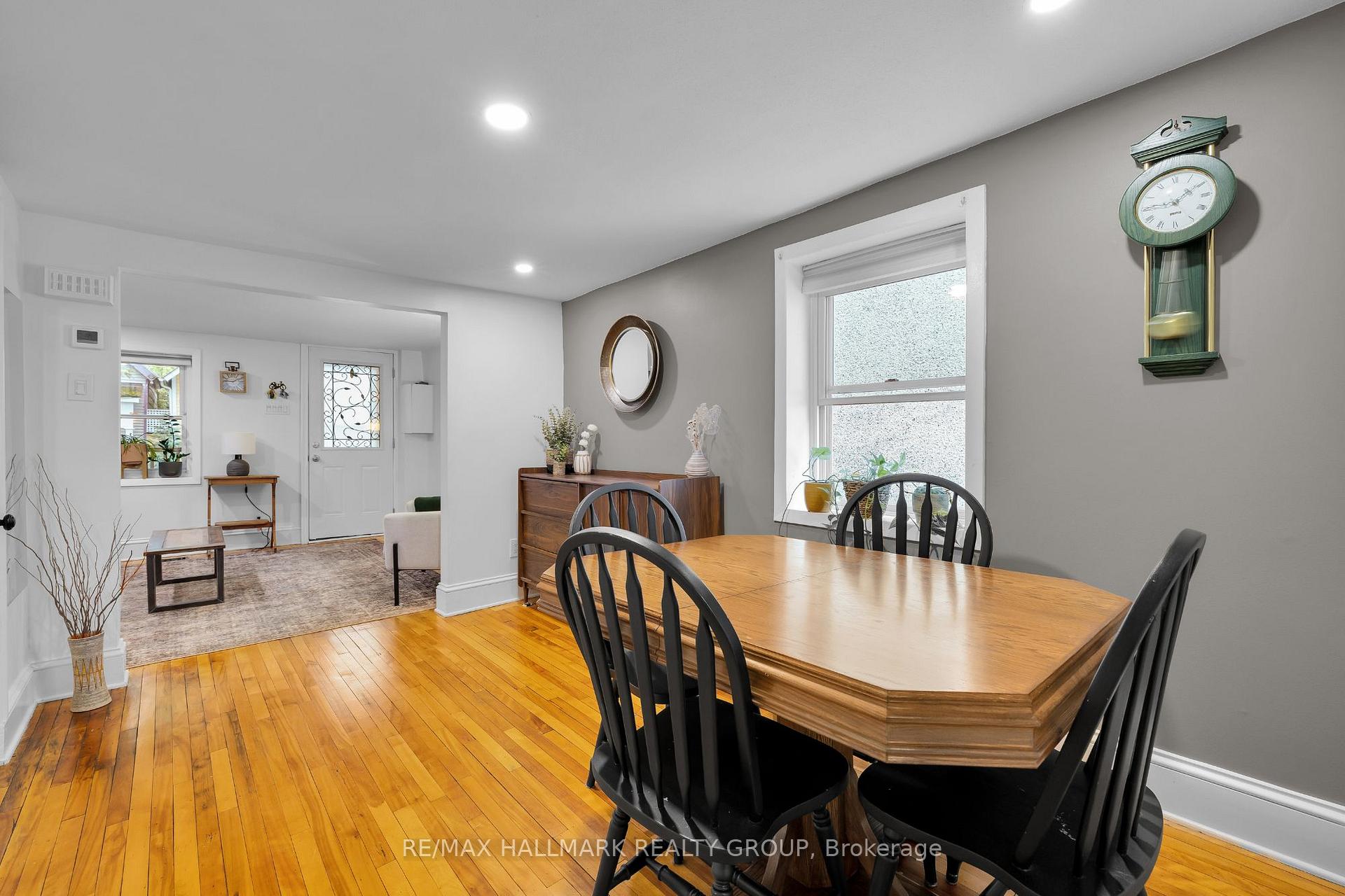 Photo 11 of 229 St Andrew Street, Ottawa, Lower Town/Byward Market — HOMEH