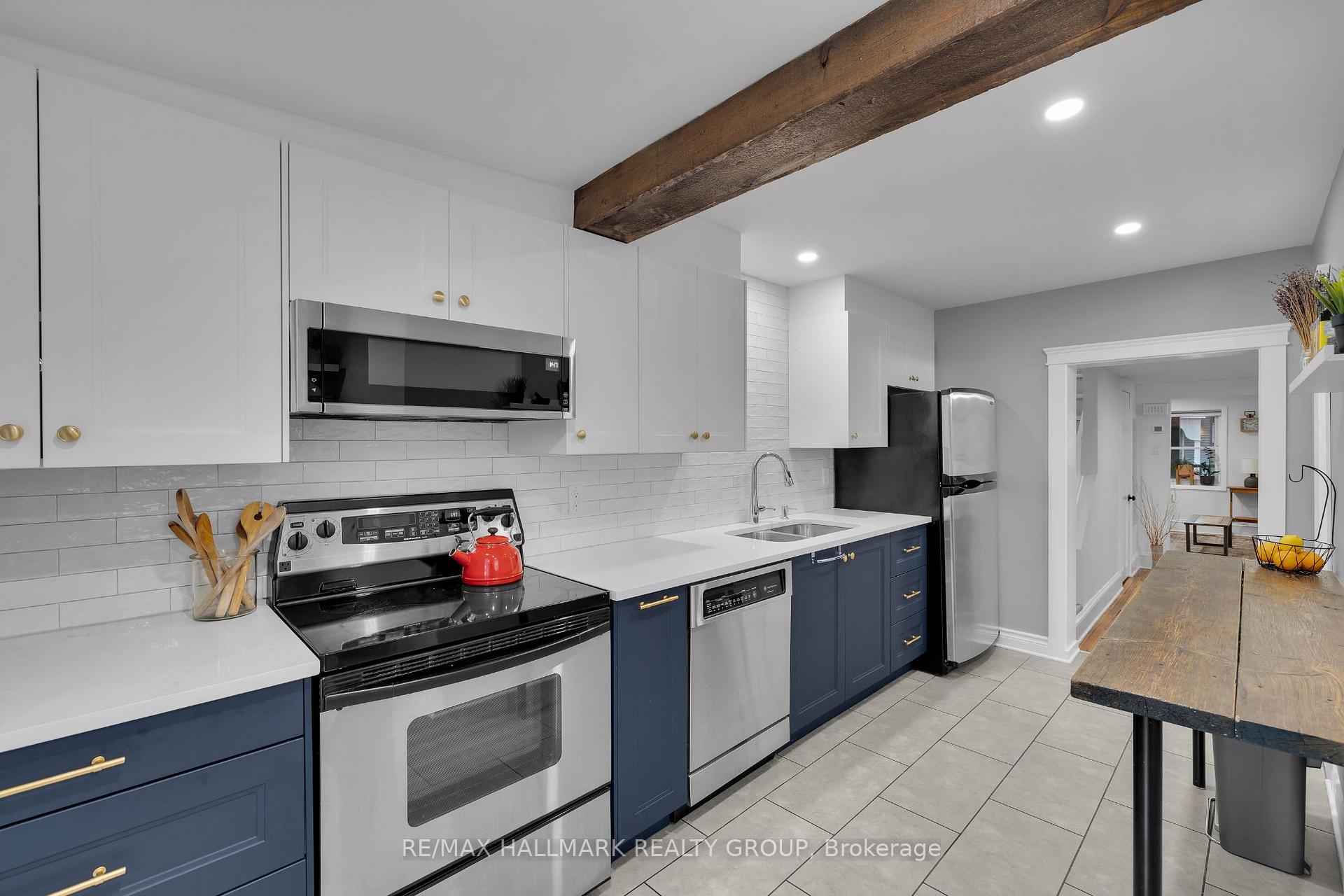 Photo 15 of 229 St Andrew Street, Ottawa, Lower Town/Byward Market — HOMEH
