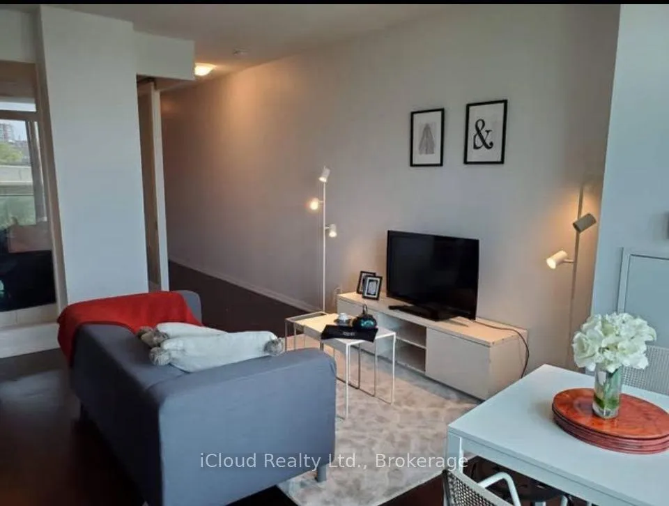 Photo 1 of Unit 772, 209 Fort York Blvd E, Toronto, Niagara — HOMEH