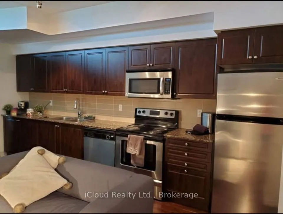 Photo 6 of Unit 772, 209 Fort York Blvd E, Toronto, Niagara — HOMEH