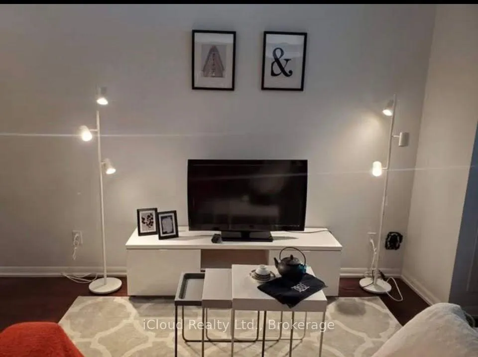 Photo 8 of Unit 772, 209 Fort York Blvd E, Toronto, Niagara — HOMEH