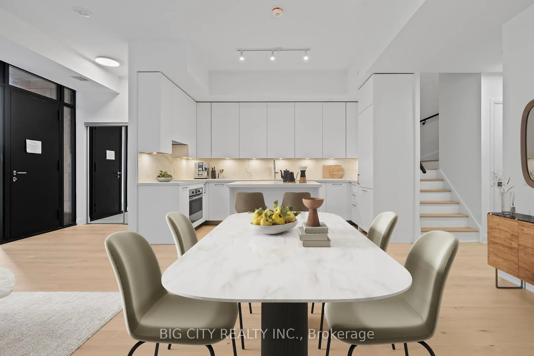 Photo 9 of Unit TH07, 33 Frederick Todd Way, Toronto, Thorncliffe Park — HOMEH