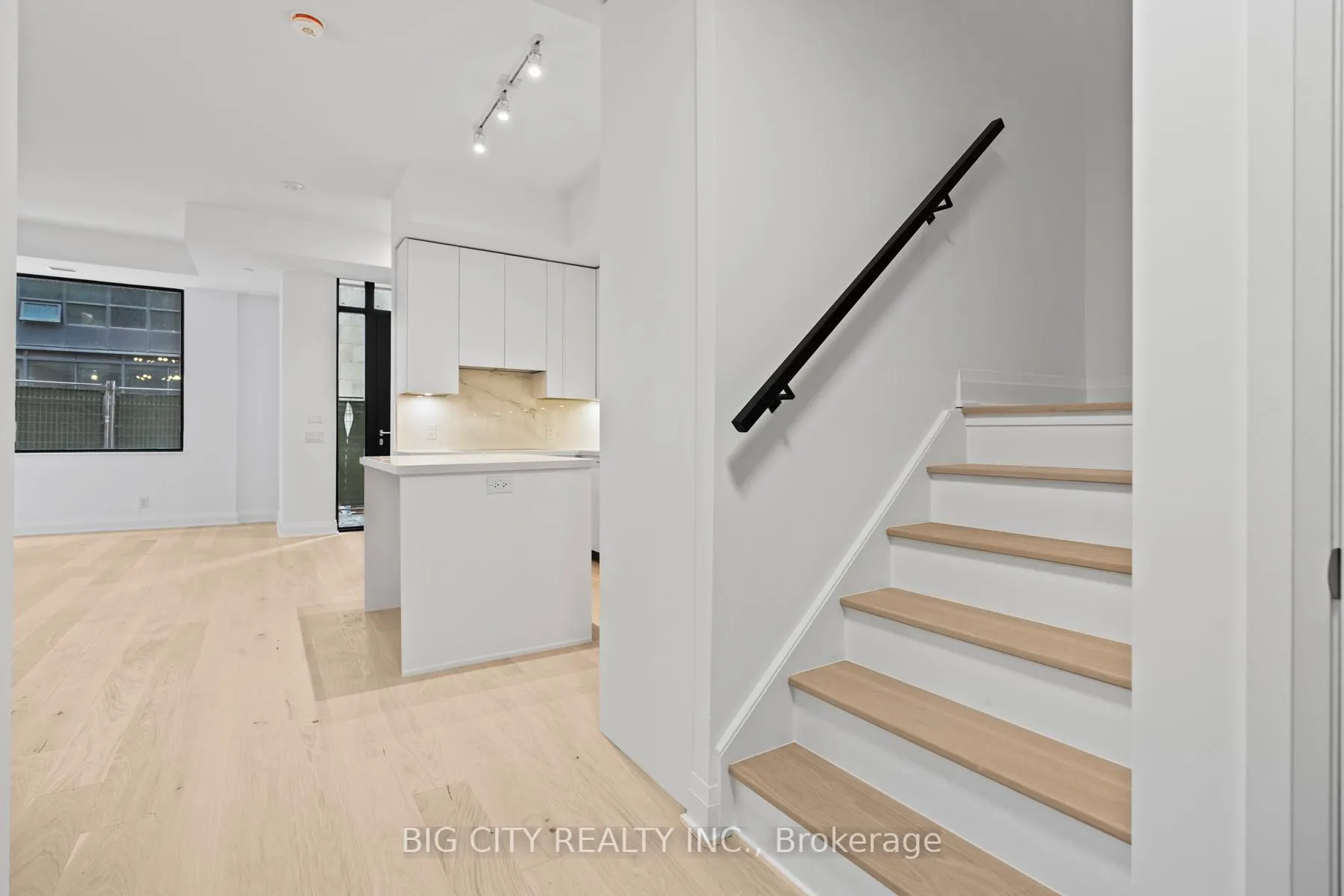 Photo 16 of Unit TH07, 33 Frederick Todd Way, Toronto, Thorncliffe Park — HOMEH