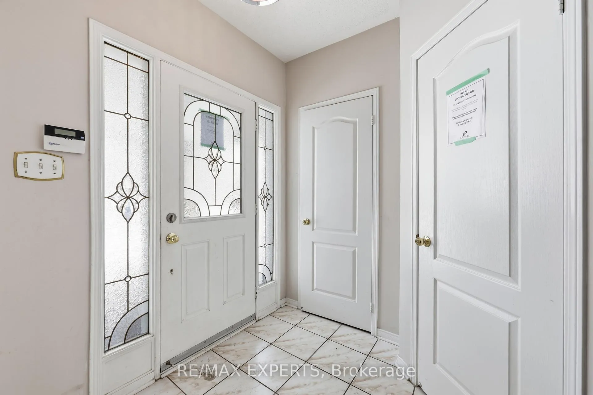 Photo 4 of 1187 Mcmullen Crescent, Milton, Clarke — HOMEH