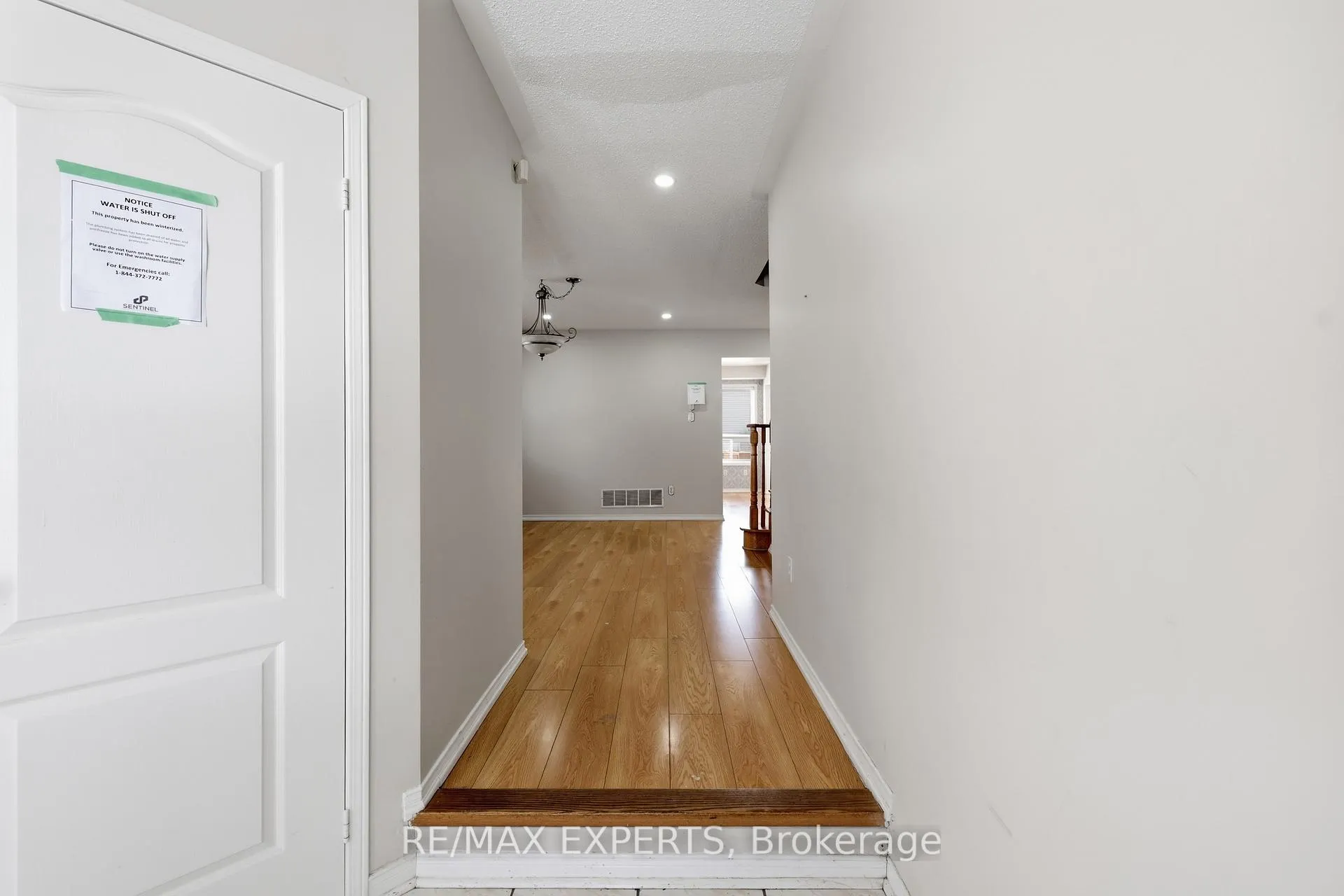 Photo 5 of 1187 Mcmullen Crescent, Milton, Clarke — HOMEH