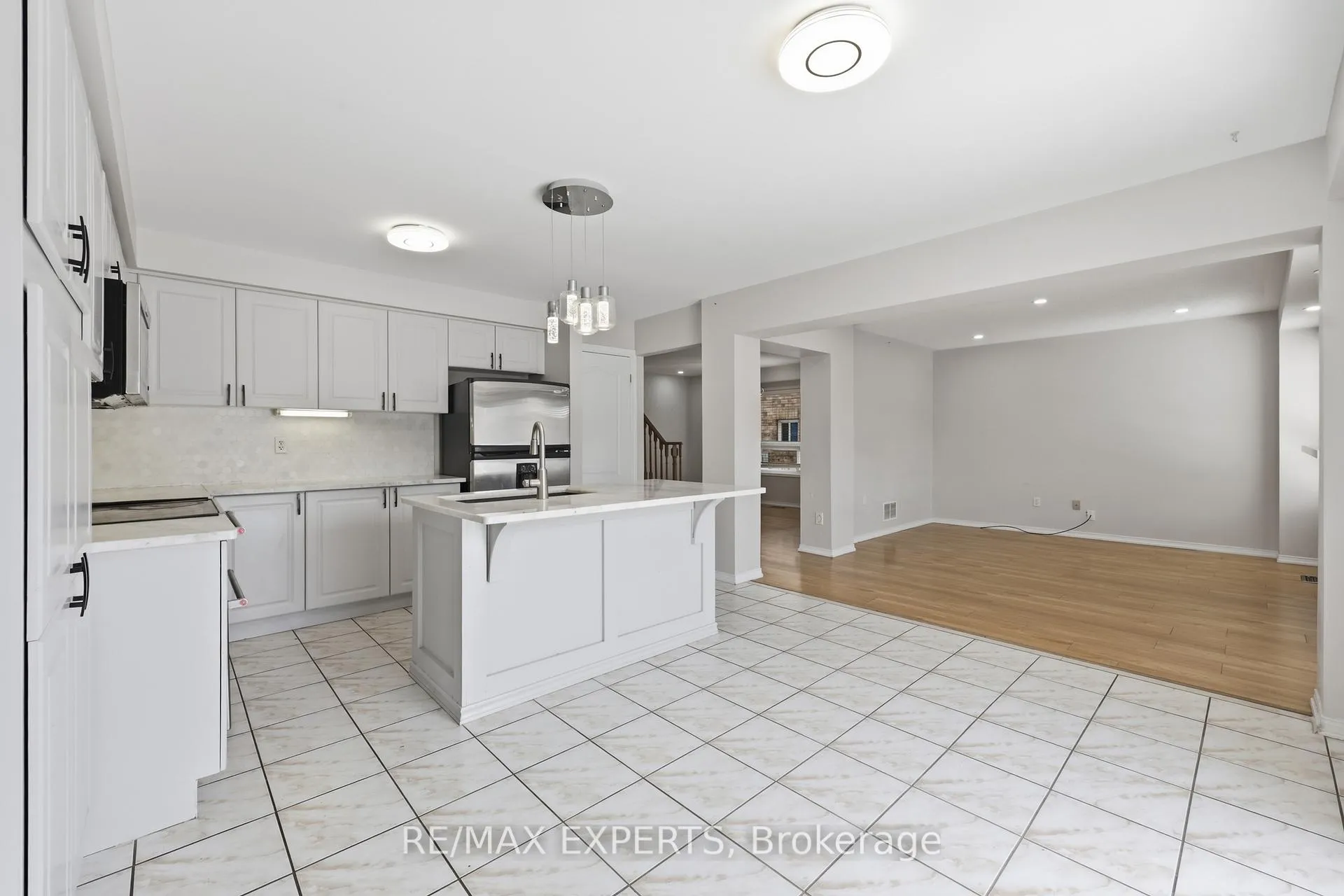 Photo 12 of 1187 Mcmullen Crescent, Milton, Clarke — HOMEH