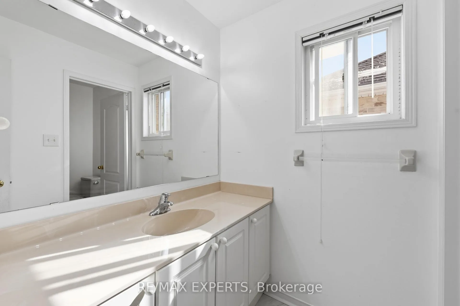 Photo 25 of 1187 Mcmullen Crescent, Milton, Clarke — HOMEH