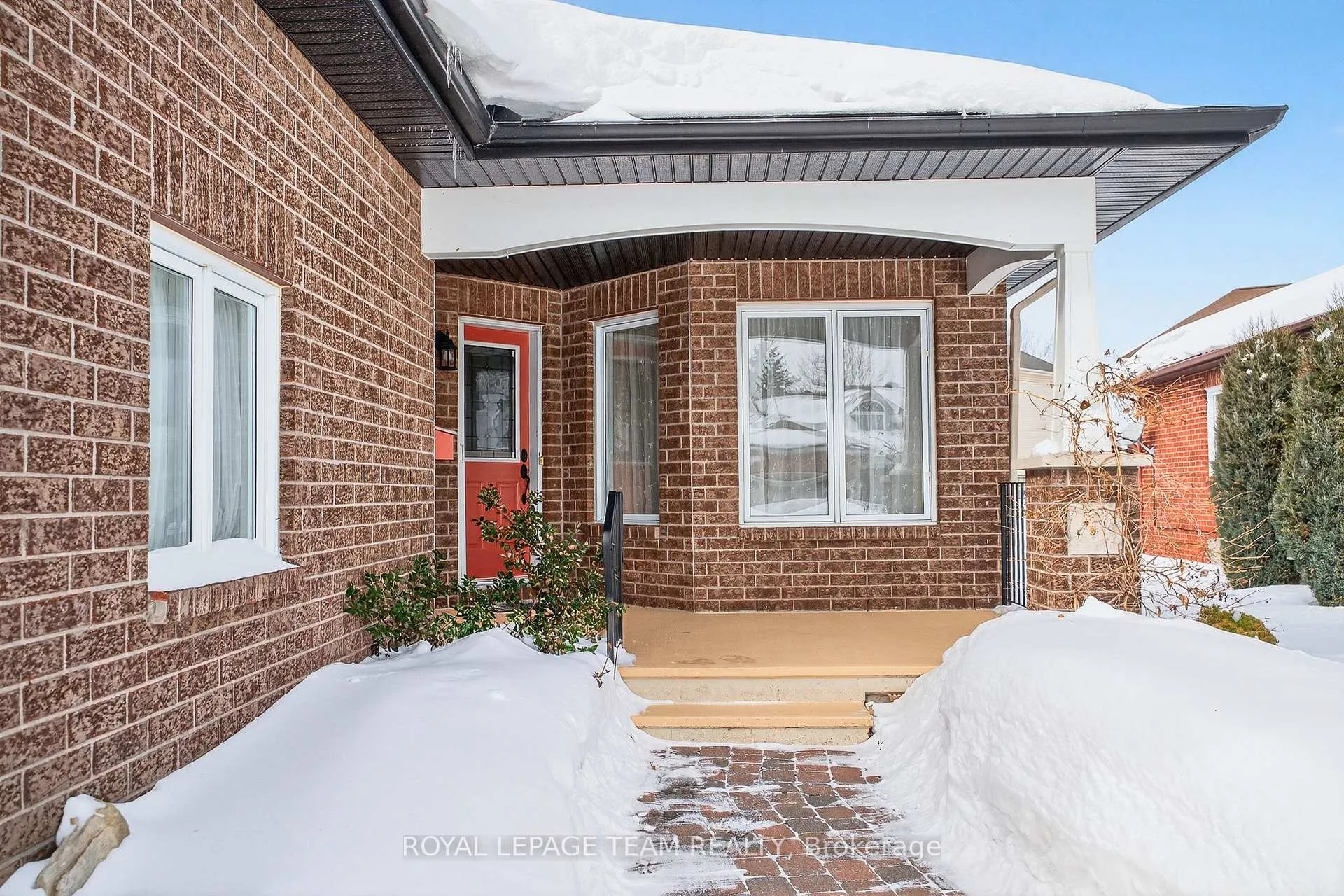 Photo 3 of 81 Waterthrush Crescent, Ottawa, Kanata - Bridlewood — HOMEH