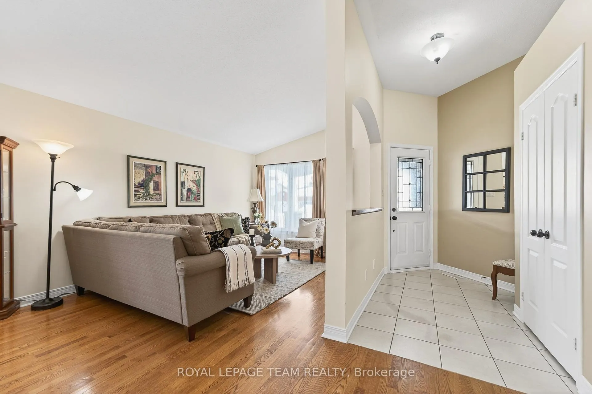 Photo 6 of 81 Waterthrush Crescent, Ottawa, Kanata - Bridlewood — HOMEH