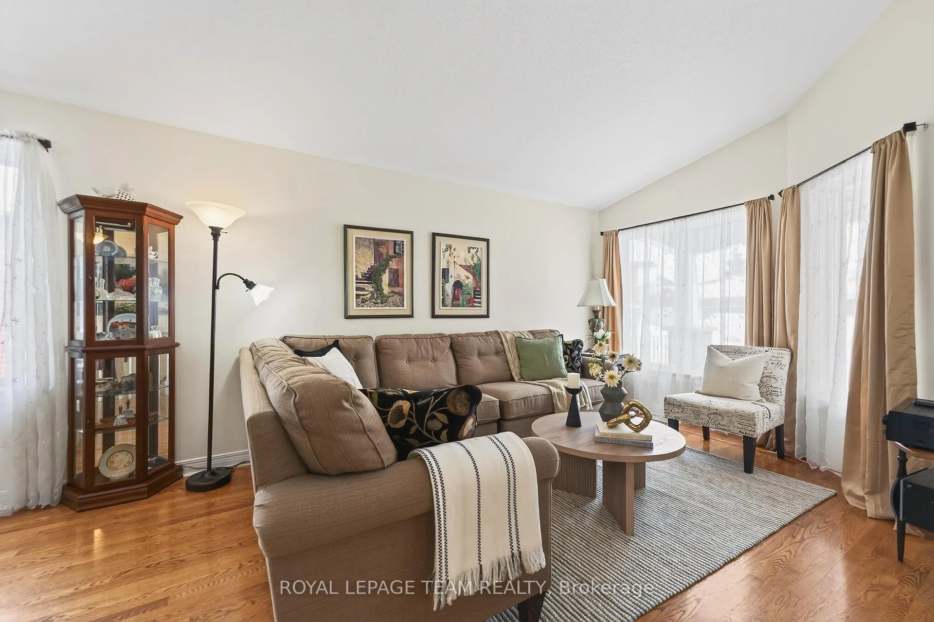 Photo 7 of 81 Waterthrush Crescent, Ottawa, Kanata - Bridlewood — HOMEH