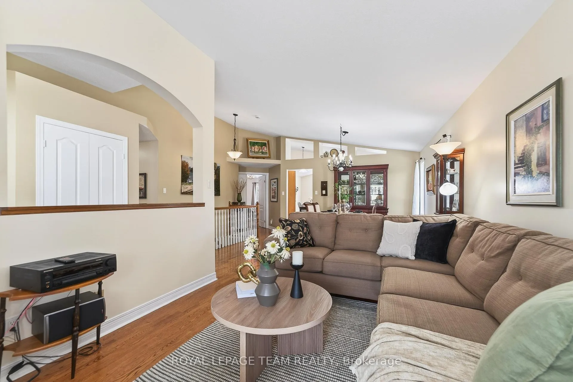 Photo 8 of 81 Waterthrush Crescent, Ottawa, Kanata - Bridlewood — HOMEH