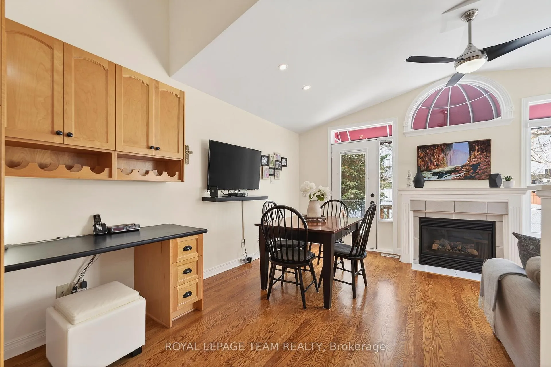 Photo 16 of 81 Waterthrush Crescent, Ottawa, Kanata - Bridlewood — HOMEH