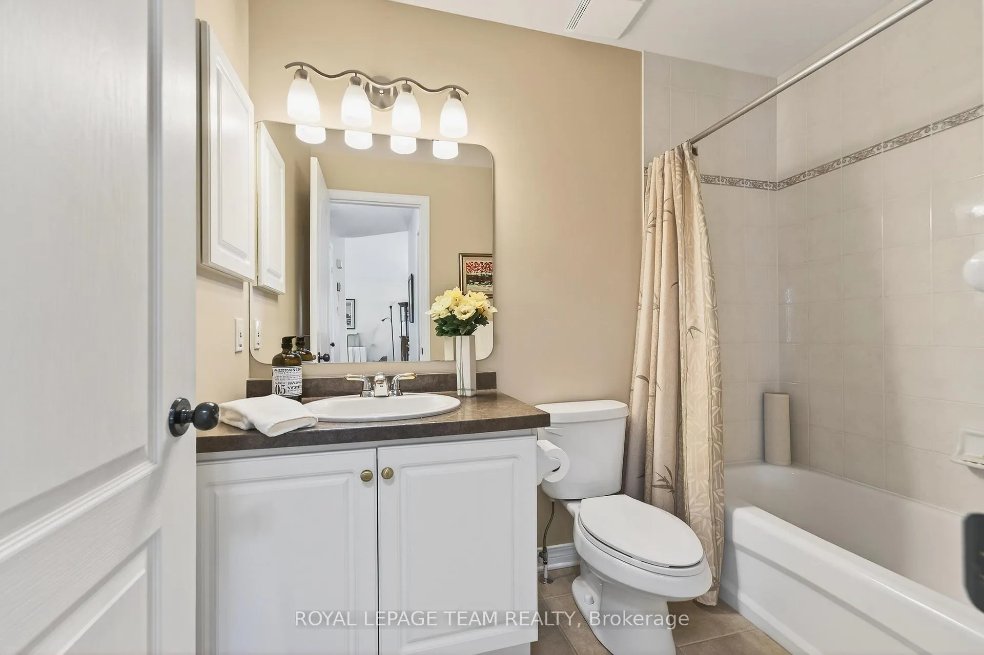 Photo 34 of 81 Waterthrush Crescent, Ottawa, Kanata - Bridlewood — HOMEH