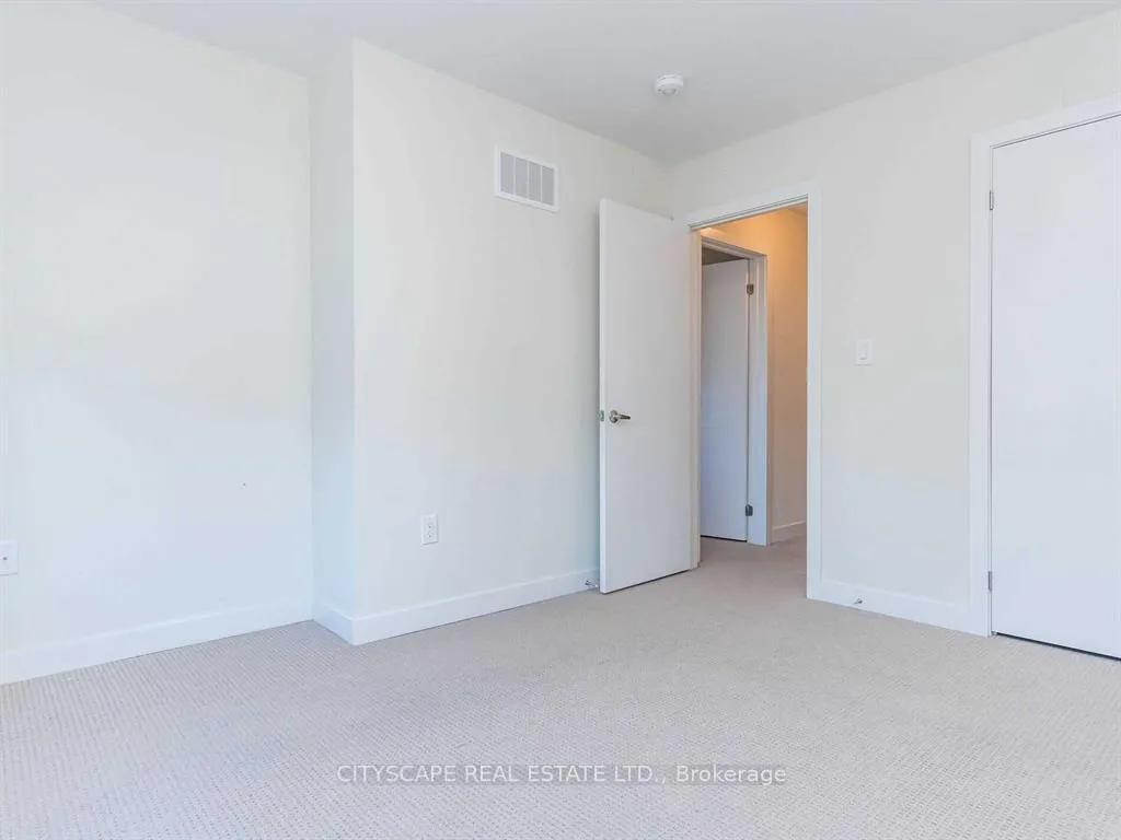 Photo 12 of Unit 76, 590 North Service Road, Hamilton, Stoney Creek — HOMEH