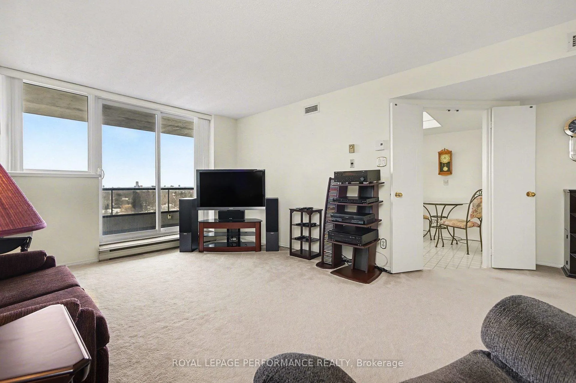 Photo 4 of Unit 1207, 1705 Playfair Drive, Ottawa, Playfair Park — HOMEH