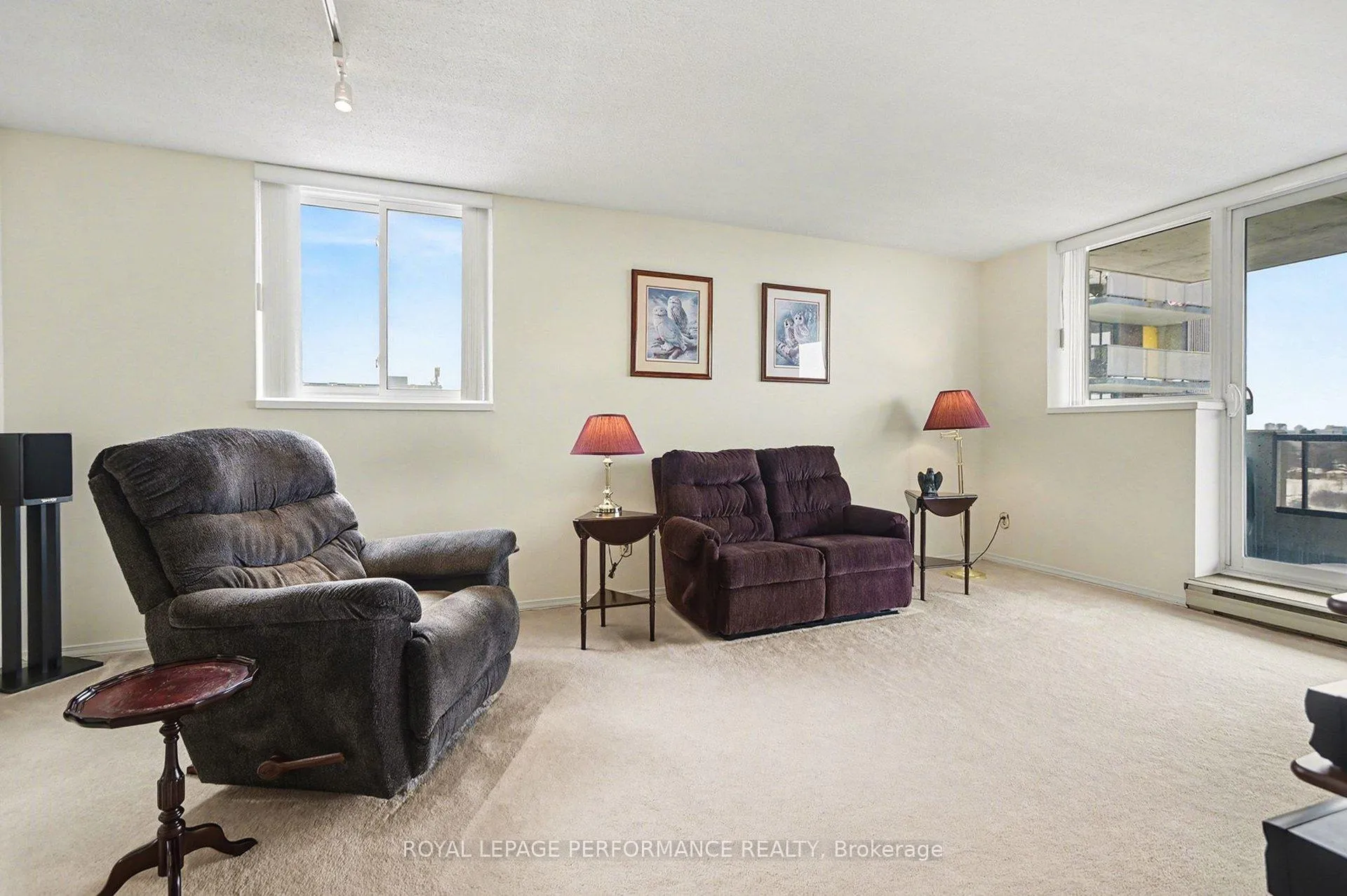 Photo 7 of Unit 1207, 1705 Playfair Drive, Ottawa, Playfair Park — HOMEH